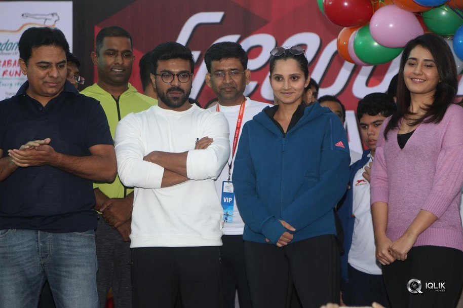 Celebs-At-10k-Run